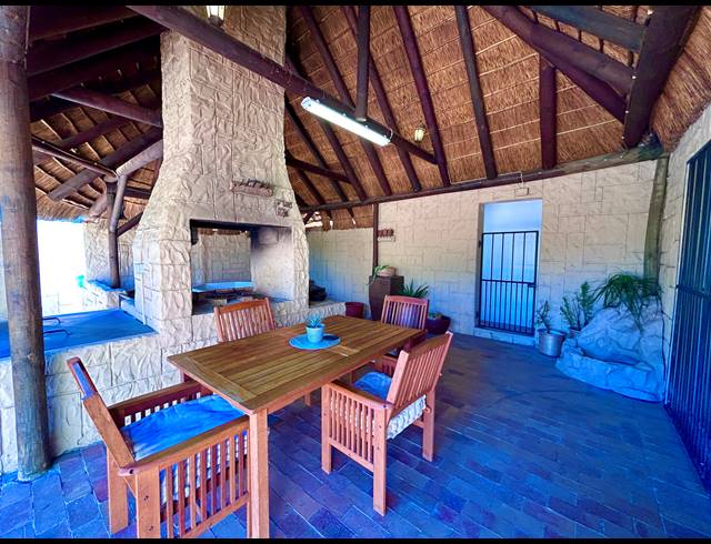 3 BEDROOM HOUSE FOR SALE IN MONTE VISTA